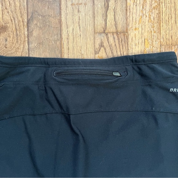 Nike Black Skirted Leggings Dri-FIT Apparel Size Small - Picture 5 of 5